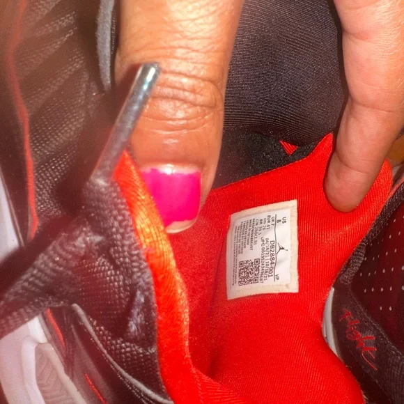 Jordan Black and Red Sneakers - Picture 4 of 6